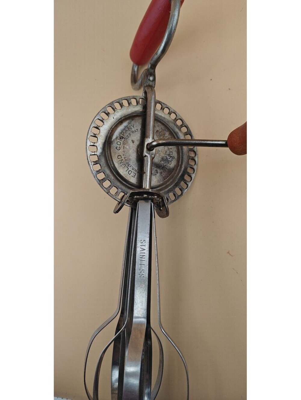 Vintage Edlund Stainless Steel Manual Rotary Egg Beater Hand Mixer Red USA
